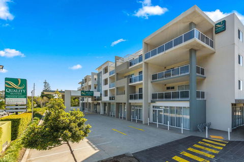 Quality Suites Pioneer Sands - Accommodation Bookings 1