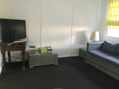 Hat Head Beach Cottage 1 - Accommodation Bookings 17