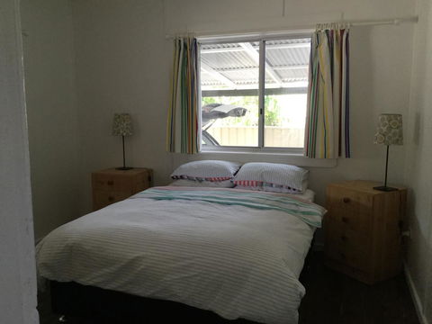 Hat Head Beach Cottage 1 - Accommodation Bookings 6