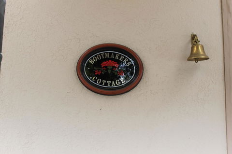 Boot Makers Cottage - Accommodation Bookings 0
