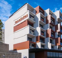 Value Suites Green Square
