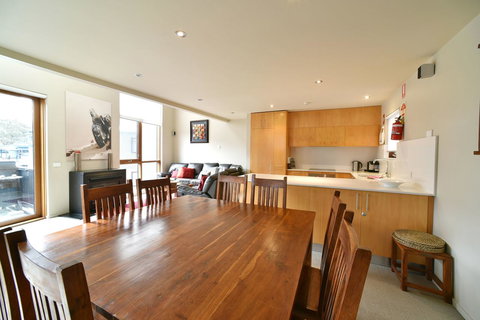 Snowstream 4 - Accommodation Bookings 9