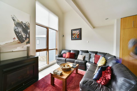 Snowstream 4 - Accommodation Bookings 7