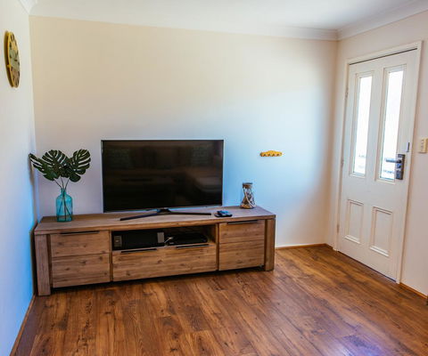 Sunbaker Pet Friendly Awards Finalist 4 Mins Walk To Culburra Beach - Accommodation Bookings 8