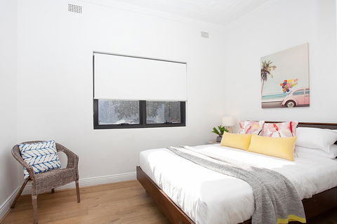 Stylish Apartment With Garage Near Bondi Beach - Accommodation Bookings 4
