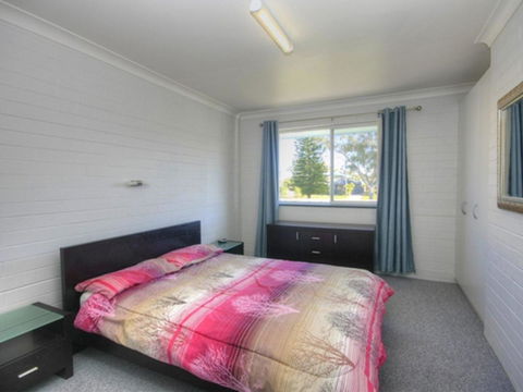 45 Wharf Street - Whole House - Accommodation Bookings 12