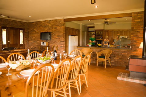 Ironstone Estate Lovedale - Accommodation Bookings 37