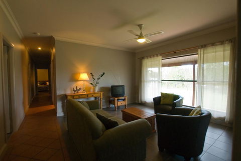 Ironstone Estate Lovedale - Accommodation Bookings 34