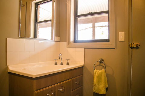 Ironstone Estate Lovedale - Accommodation Bookings 12