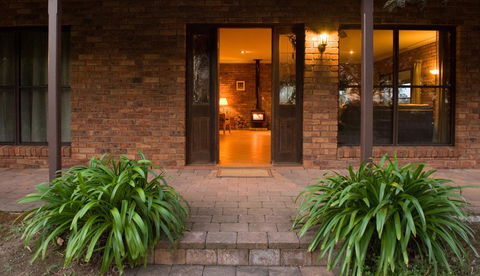 Ironstone Estate Lovedale - Accommodation Bookings 38