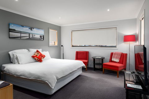 The Edgewater On Greville - Accommodation Bookings 4