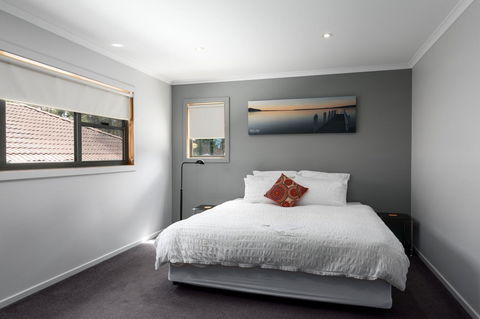 The Edgewater On Greville - Accommodation Bookings 25