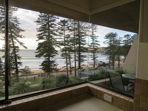 Manly Paradise Motel & Apartments - Accommodation Bookings 36