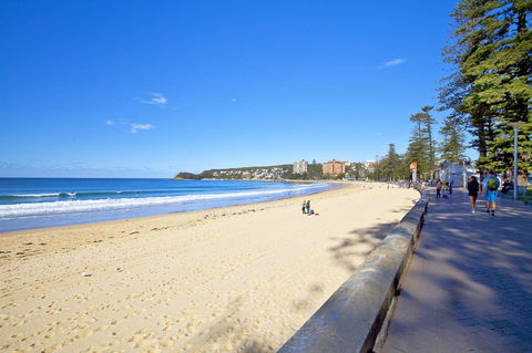 Manly Paradise Motel & Apartments - Accommodation Bookings 3