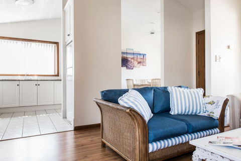 Ambience - Accommodation Bookings 8