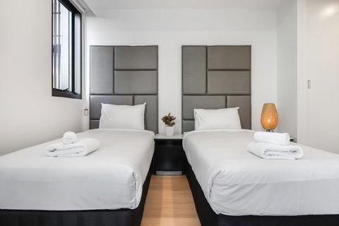 DD Apartments At International Convention Centre - Accommodation Bookings 31