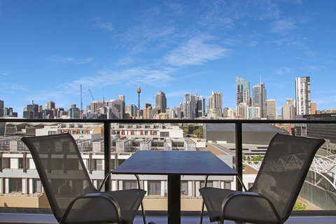 DD Apartments At International Convention Centre - Accommodation Bookings 5