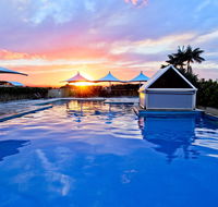 Oaks Waterfront Resort