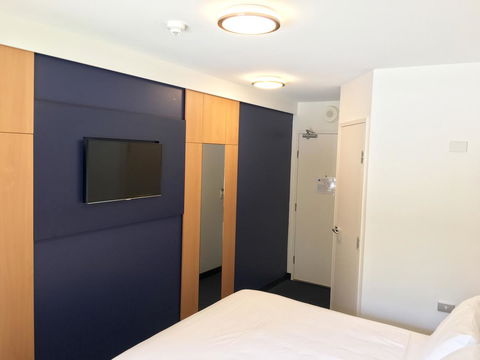 Ibis Budget - Gosford - Accommodation Bookings 16