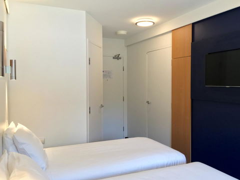 Ibis Budget - Gosford - Accommodation Bookings 21