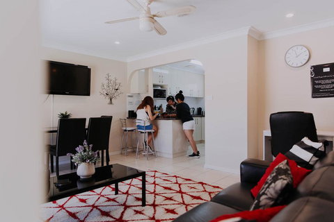 Central Wagga Self Catering Apartment - Accommodation Bookings 5