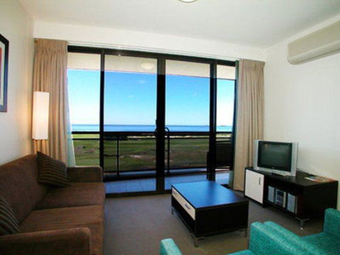 Best Western City Sands - Accommodation Bookings 11