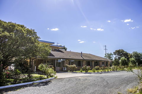 Allonville Gardens Motel - Accommodation Bookings 11