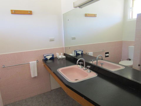 Allonville Gardens Motel - Accommodation Bookings 18