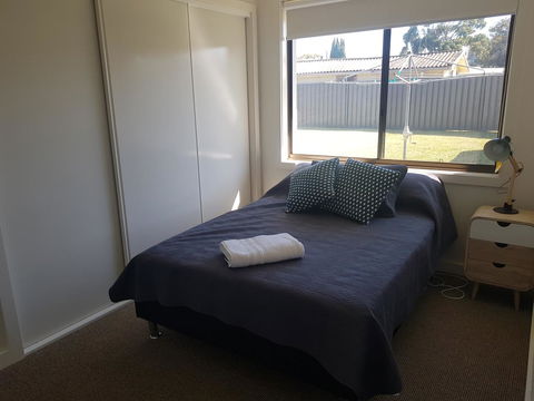 Golden Hill Cottage - Accommodation Bookings 11