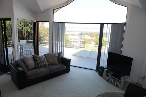 The Boat House - Accommodation Bookings 6
