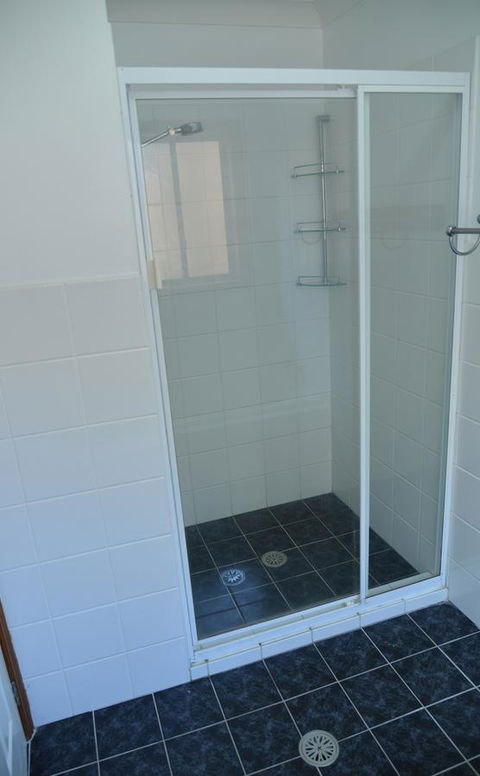 The Boat House - Accommodation Bookings 10
