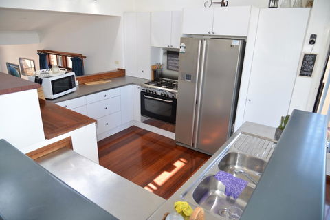 The Boat House - Accommodation Bookings 5