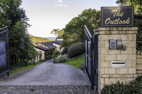The Outlook Cabana - Accommodation Bookings 22