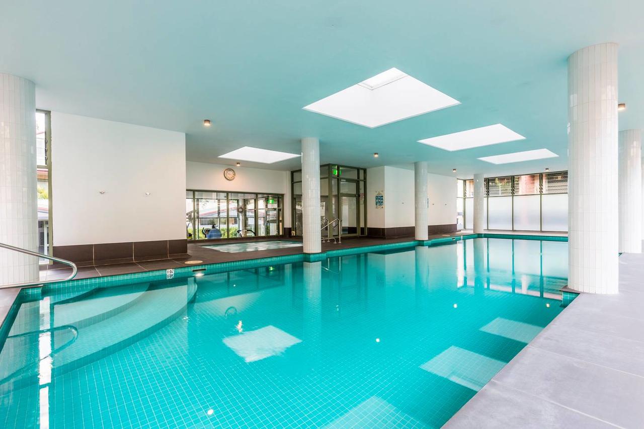 Nobbs Â· Executive 2 Storey Sydney Apartment With Pool - thumb 13