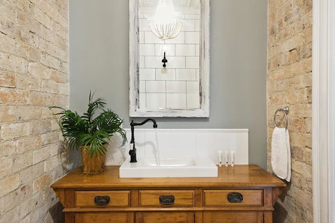 Designer Studios Manly - Accommodation Bookings 4