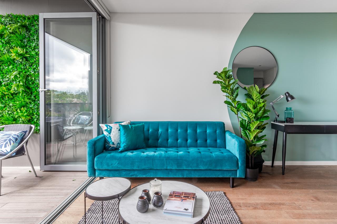 Large Light Luxe 3BDR 2BA Free Parking - Walk To Sydney Uni And RPA - thumb 3