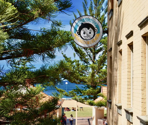 Mad Monkey Hostel Coogee Beach - Accommodation Bookings 9