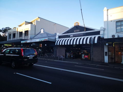 Newtown Cozy Stays - Accommodation Bookings 21