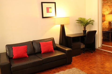 Newtown Cozy Stays - Accommodation Bookings 12