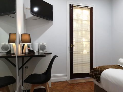 Newtown Cozy Stays - Accommodation Bookings 35