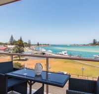 Shoreline 7 with 180 degree water views