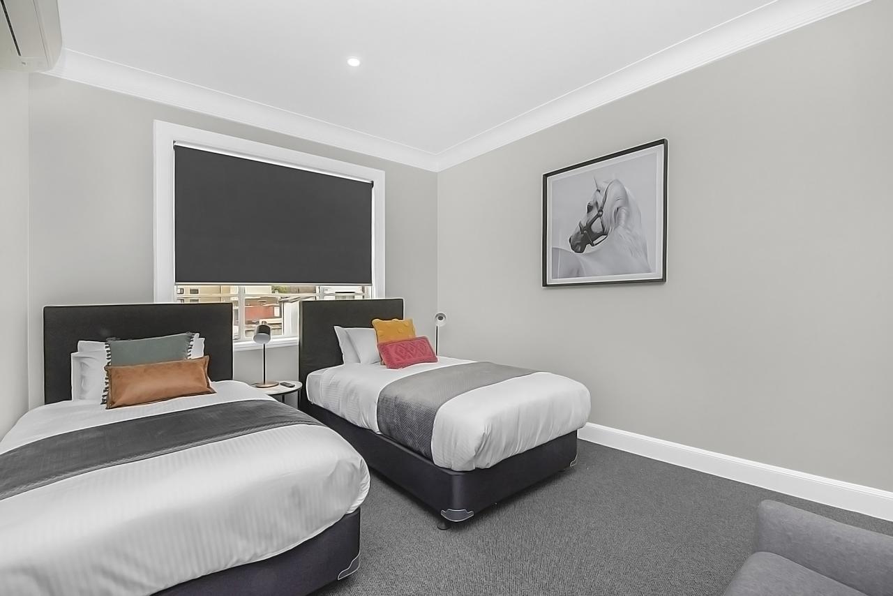 Horse And Jockey Hotel Homebush - thumb 4