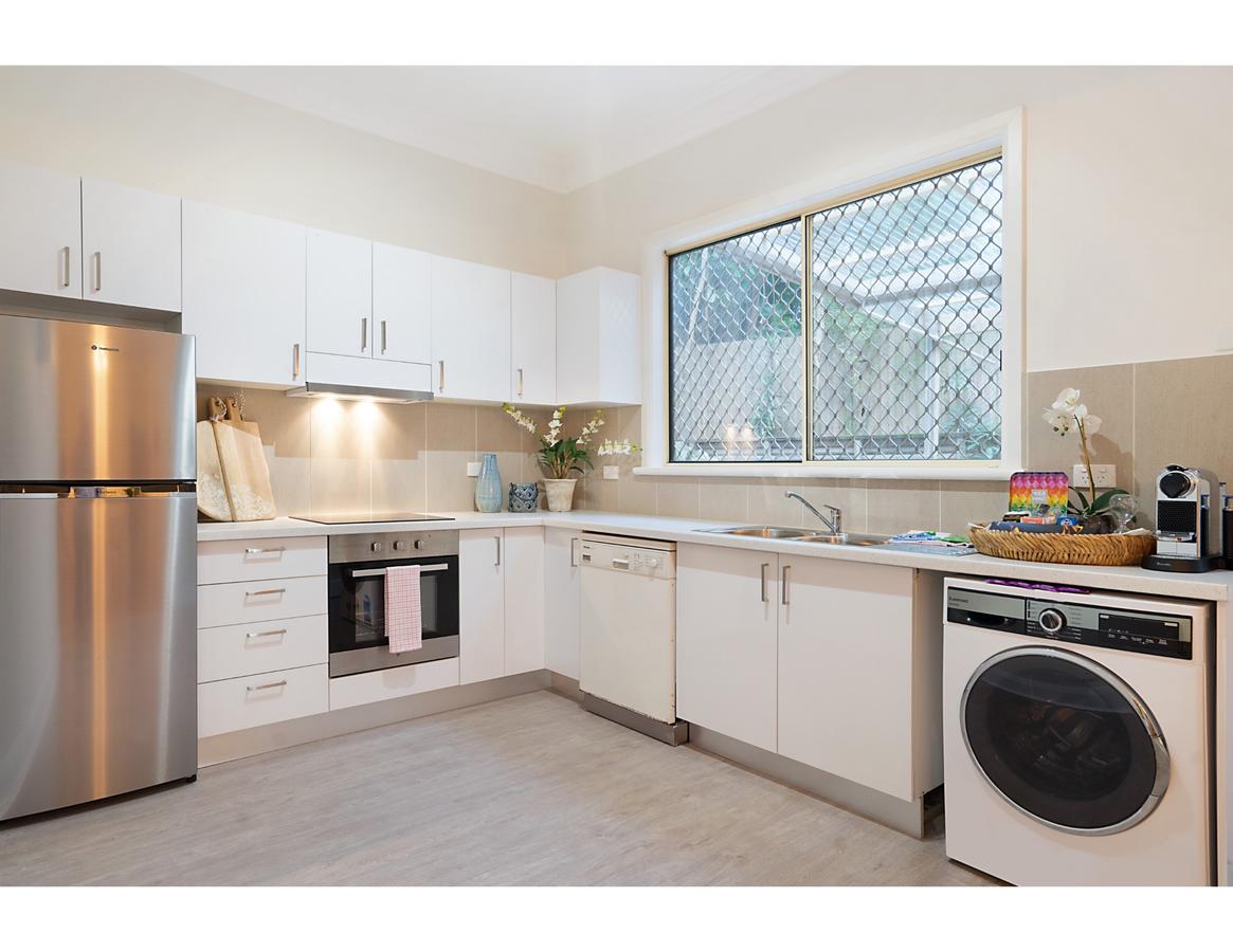 Huge Garden Apartment In The Heart Of Bondi Beach - thumb 25