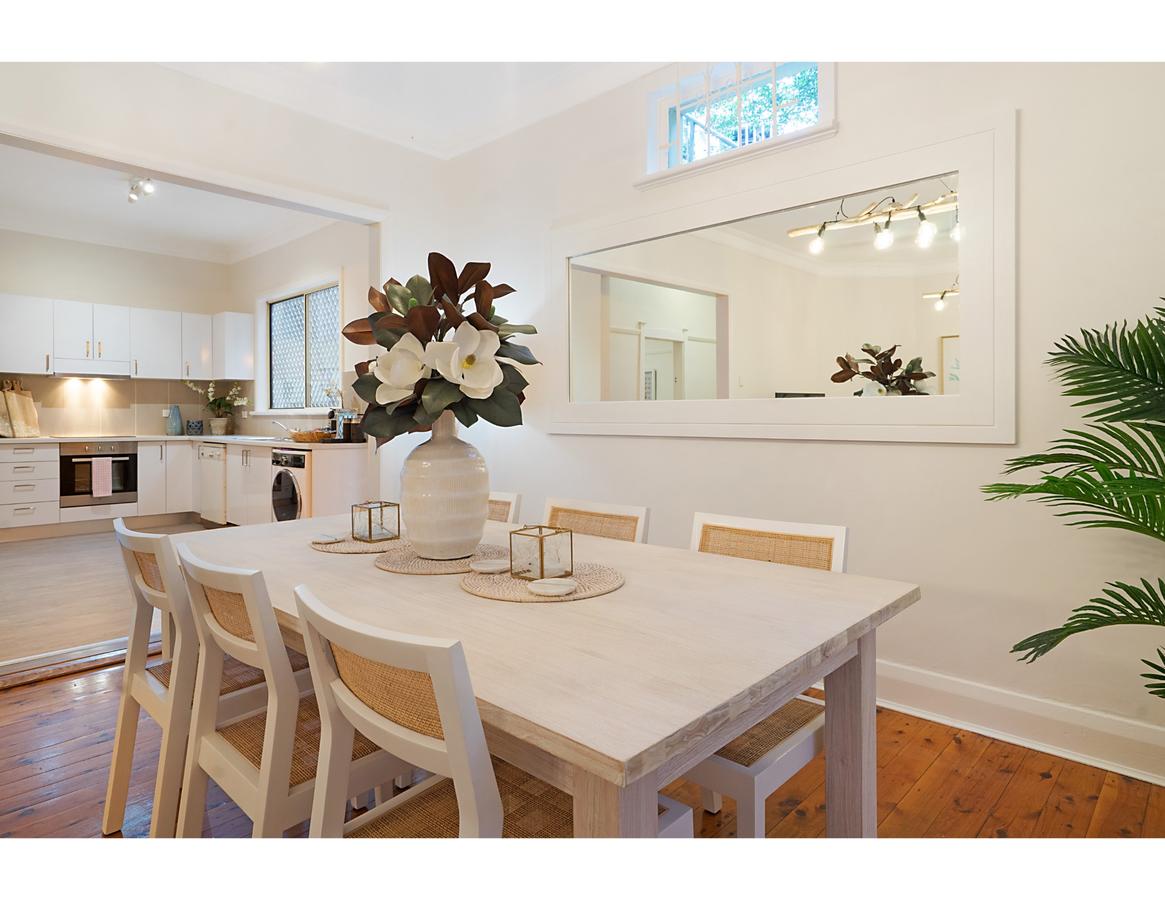 Huge Garden Apartment In The Heart Of Bondi Beach - thumb 28