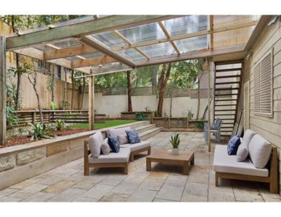 Huge Garden Apartment In The Heart Of Bondi Beach - thumb 27