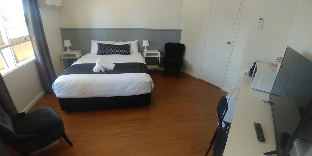 Bega Motel - thumb 16