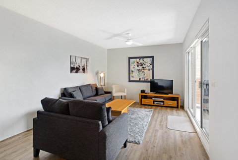 Victoria Parade, Kiah, Unit 10, 53 - Accommodation Bookings 2