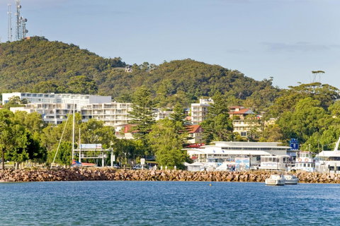Victoria Parade, Kiah, Unit 10, 53 - Accommodation Bookings 16