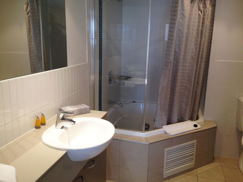 BASE Holidays - Ettalong Beach Premium Apartments - Accommodation Bookings 39