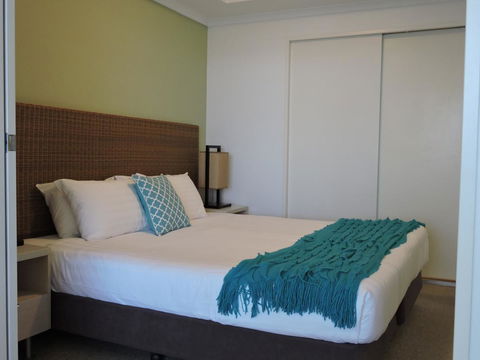 BASE Holidays - Ettalong Beach Premium Apartments - Accommodation Bookings 15